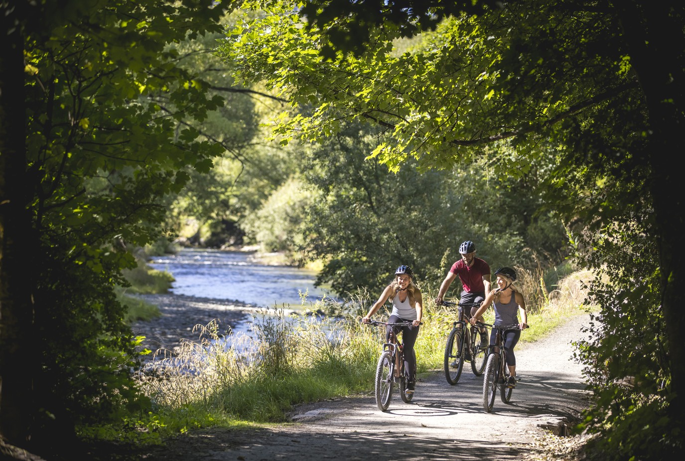 169808 biking in arrowtown copy v3