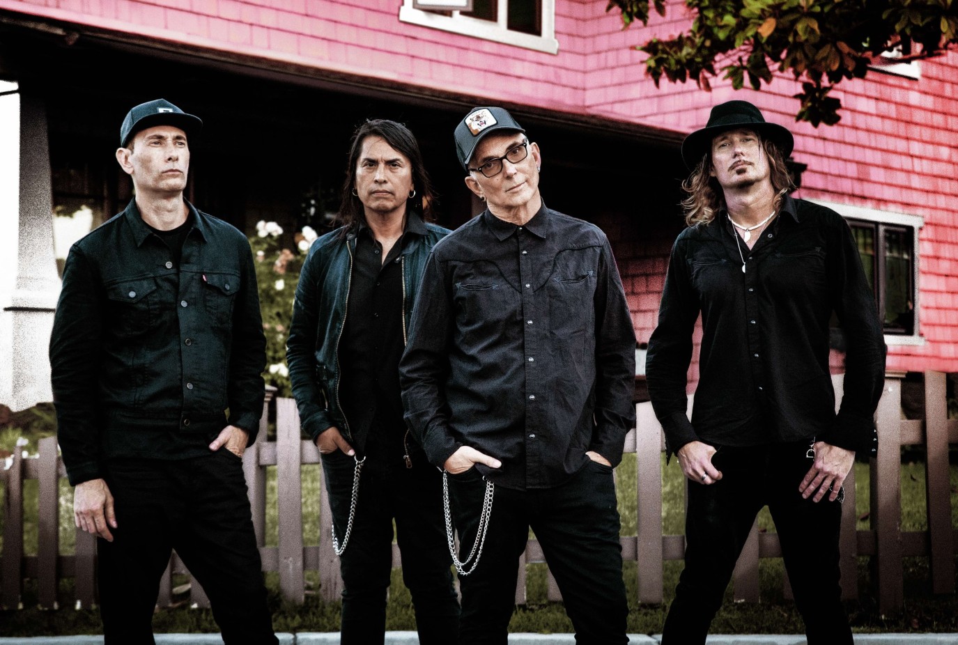 Everclear+2024 Pink+House Brian+Cox+Photo 2MB