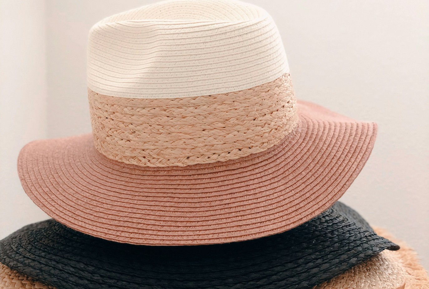 Hats Summer unlicensed mary oloumi KYKnR pfURc unsplash