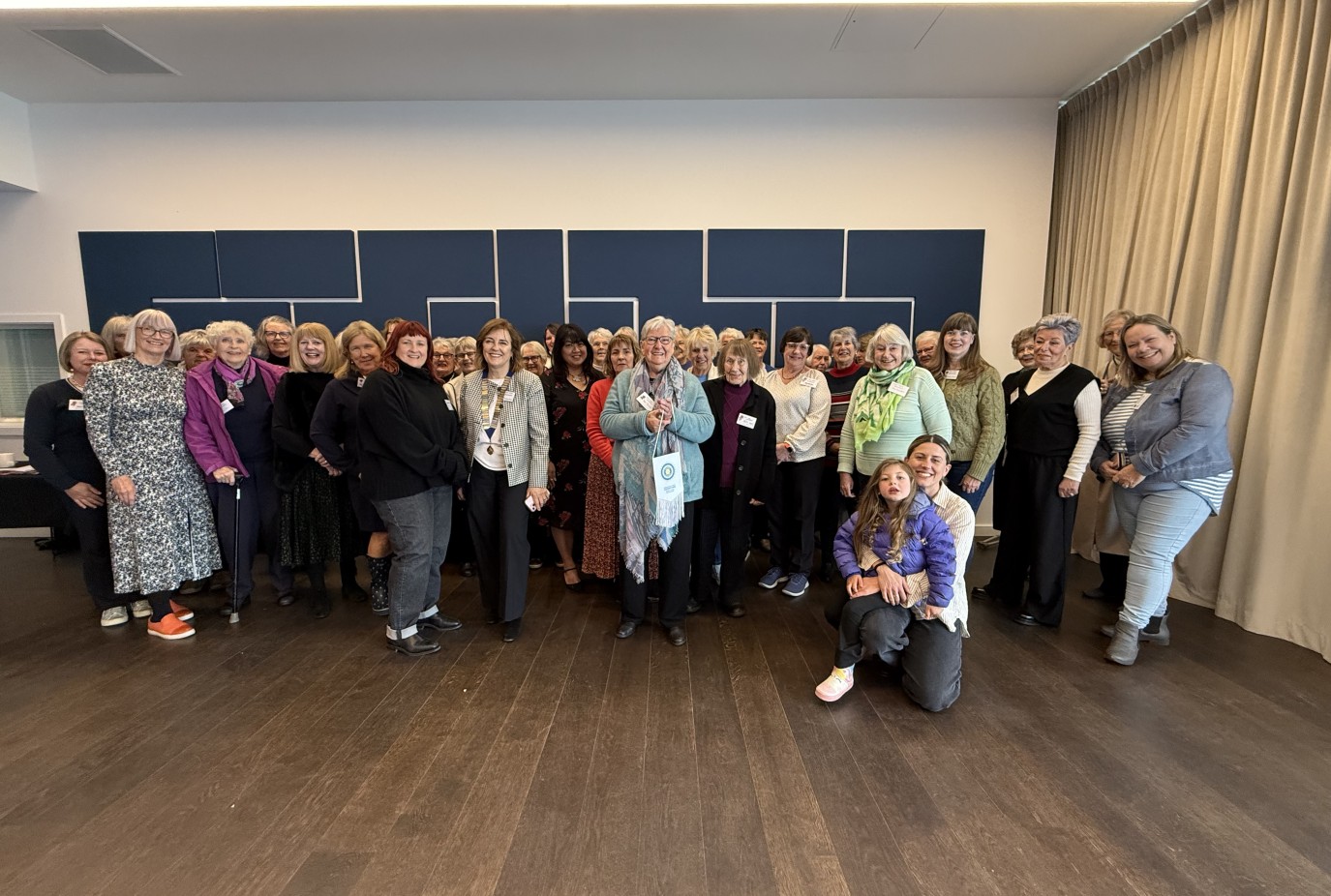 IMG 9869  Meeting members Sept 2025 v2