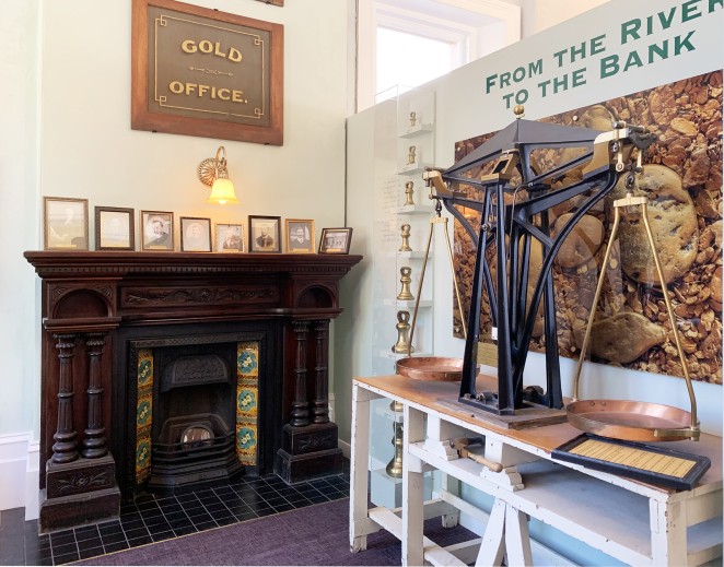 Lakes District Museum bank display 2