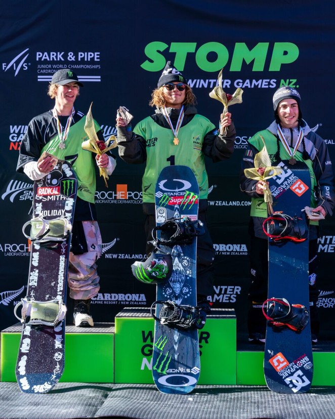 Mens snowboard podium