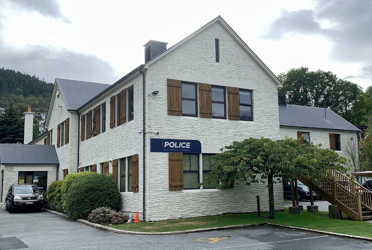 Police station v19