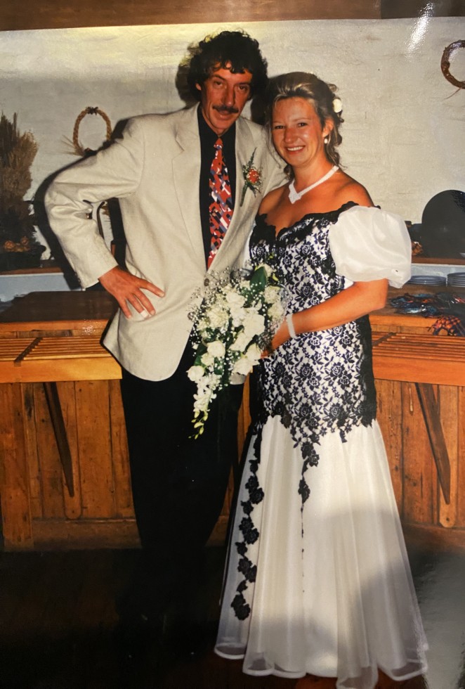 Steph and Chas on their wedding day in 1995 copy