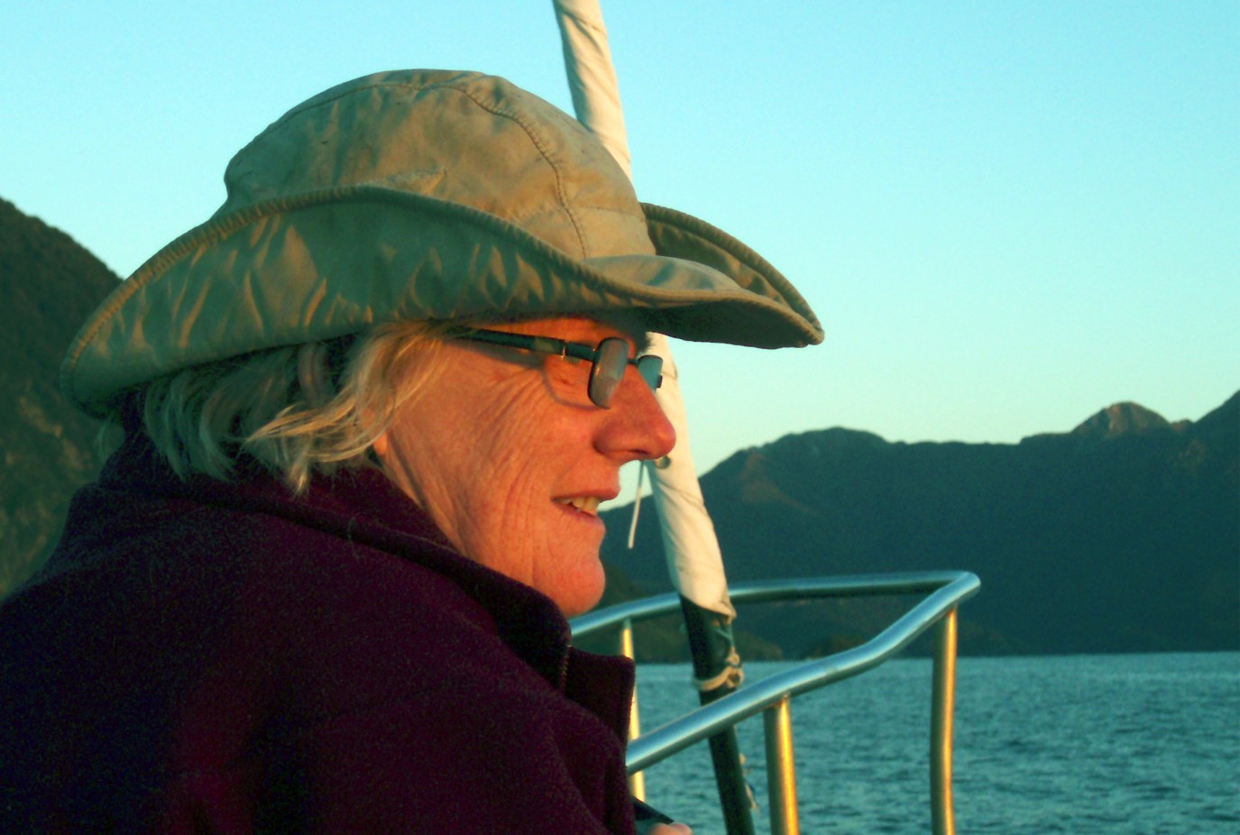 Tish deep in Fiordland 2008