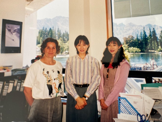 Yasuko centre with her KNT workmates in Queenstown back in the day Kerry Dan left Akemi Hatai right